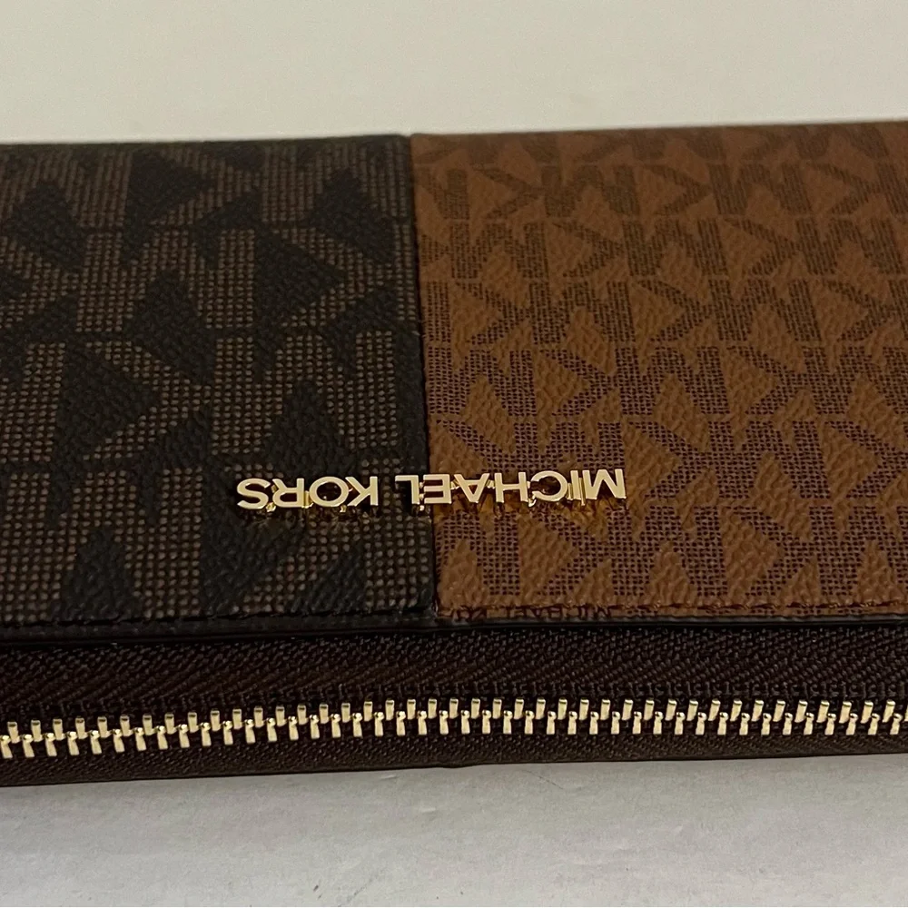 Michael Kors Two-Tone Women’s Wallet in Brown - Picture 12 of 16